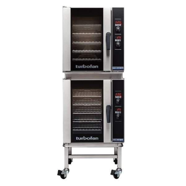 Moffat E33D5/2C TurbofanÂ® Single Half Size Electric Convection Oven - 5.8 kW, 208v/1ph [Usually ships within 1 - 3 business days]