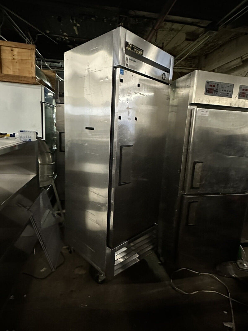 TRUE T-23F SINGLE DOOR REACH IN SS FREEZER USED