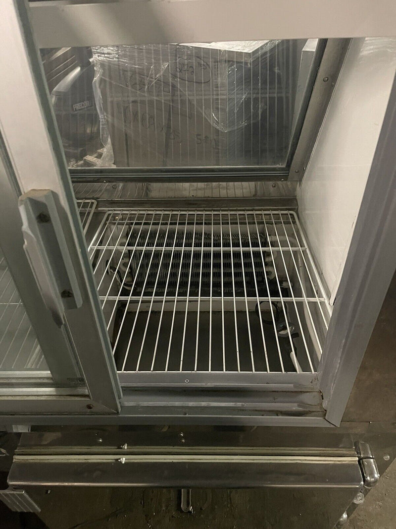 52” COMMERCIAL GLASS REFRIGERATED DISPLAY CASE BAKERY CASE USED