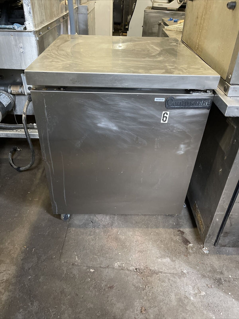 CONTINENTAL SW27 USED 27” COMMERCIAL WORKTOP UNDERCOUNTER REFRIGERATOR