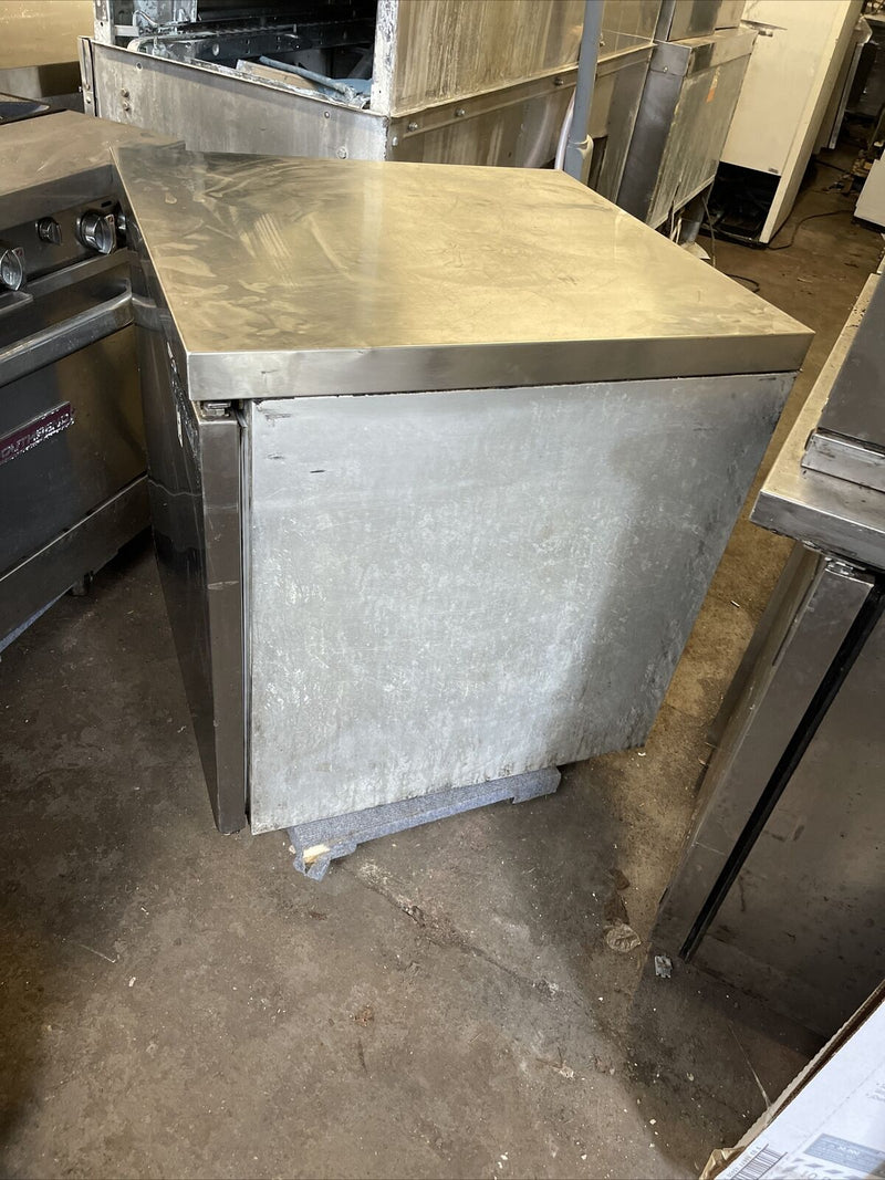 CONTINENTAL SW27 USED 27” COMMERCIAL WORKTOP UNDERCOUNTER REFRIGERATOR