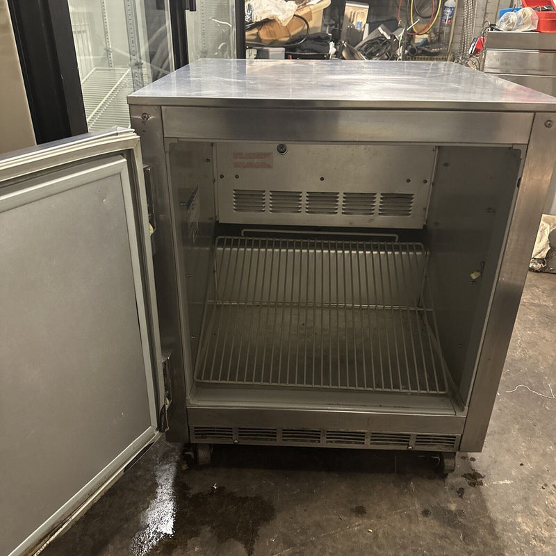 Beverage Air UCR27AHC 27" W Undercounter Refrigerator  USED