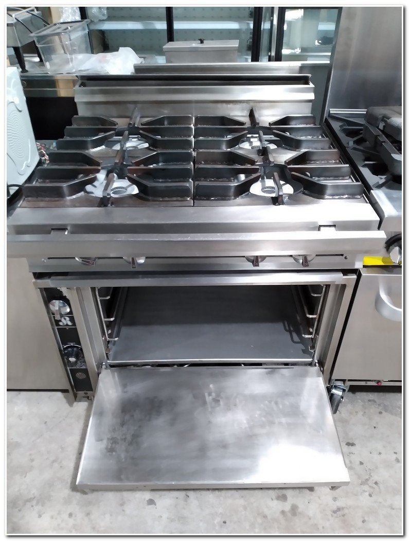 USED JADE Titan Heavy-Duty 4-Burner (18-in Burners) Gas Range, NG JTRH-4-30