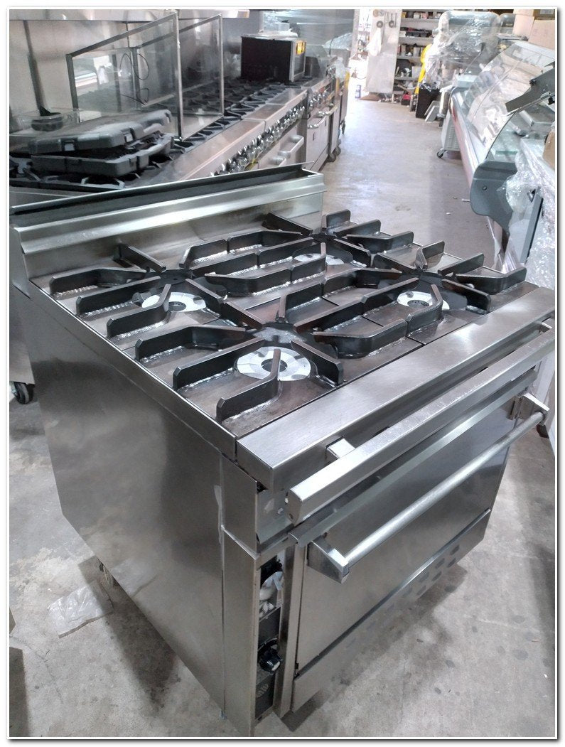 USED JADE Titan Heavy-Duty 4-Burner (18-in Burners) Gas Range, NG JTRH-4-30