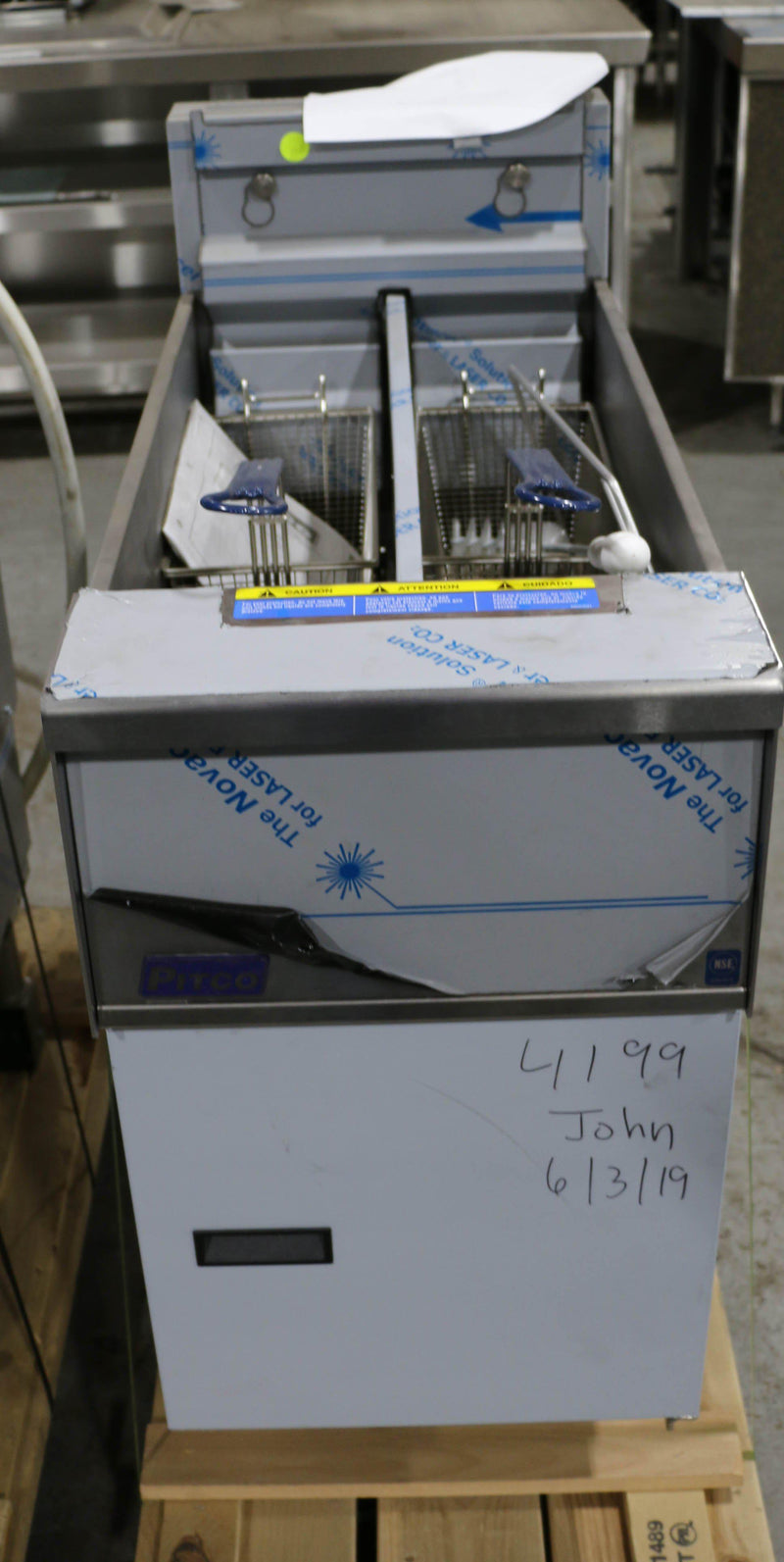 PITCO SE14T Electric Fryer with Twin Tank